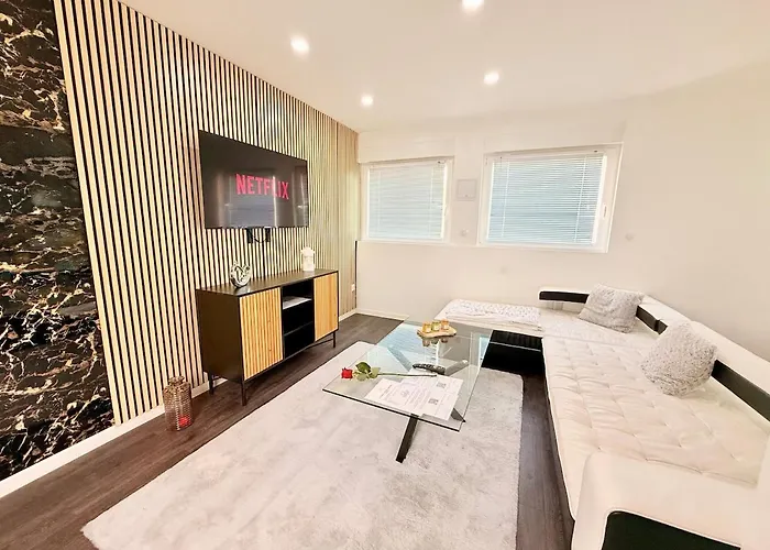 Les Bisous - Jacuzzi&private Sauna Appartement Metz